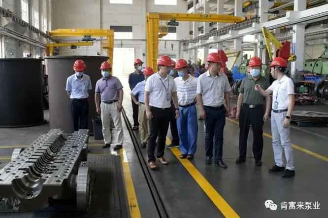 董事长、总经理陈迪，党委副书记黎宇明陪同调研组一行参观合肥俊霖社区服务平台有限公司展览室